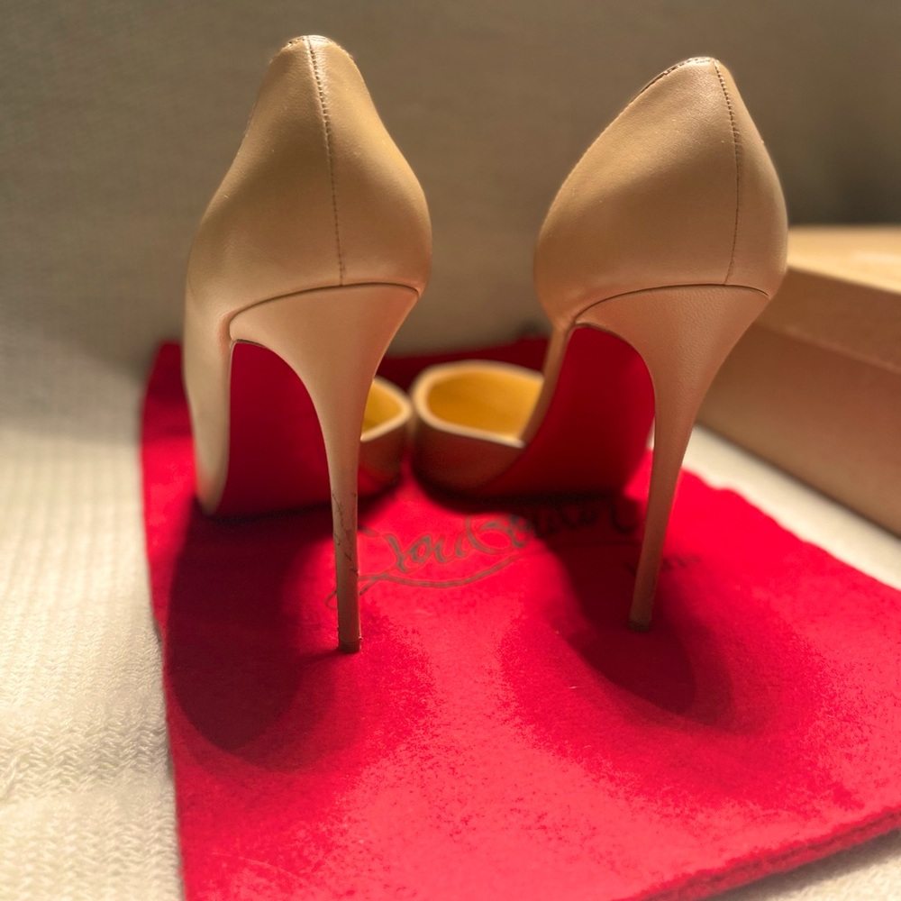 Christian Louboutin Iriza 100 Napa Nude 41
